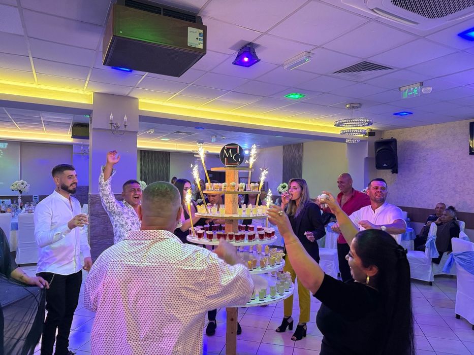 Tort shot /Tortul mirelui - Distracția petrecerilor- Spectacolul serii