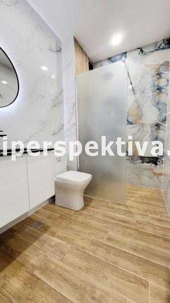 Продава се Двустаен апартамент в Пловдив, Христо Смирненски - 65 кв.м за 2076 €/кв.м - Снимка #6