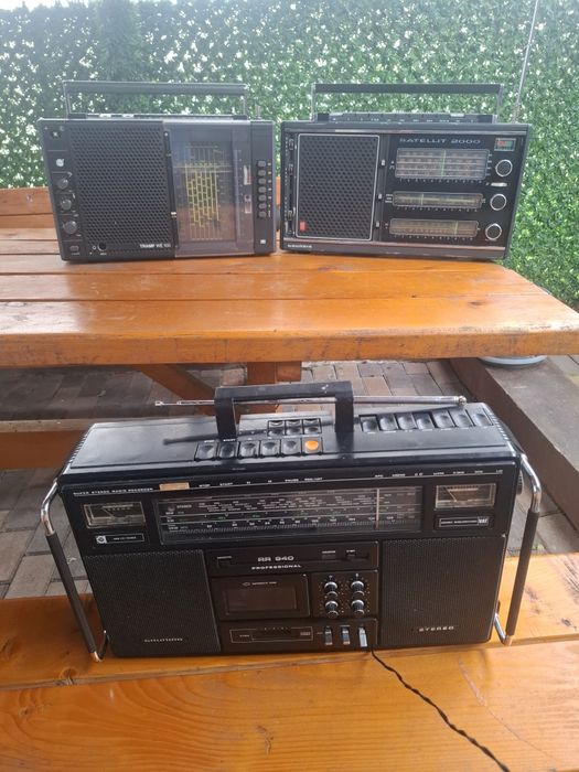Radio Grundig  satellit 2000 /RR 940 Tramp we100