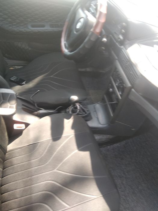 Нексия прадаётся 1 сонм. Да