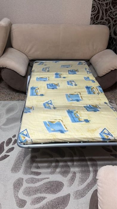 Раскладной диван продам
