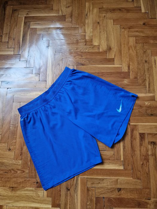 Страхотни мъжки къси шорти NIKE размер L