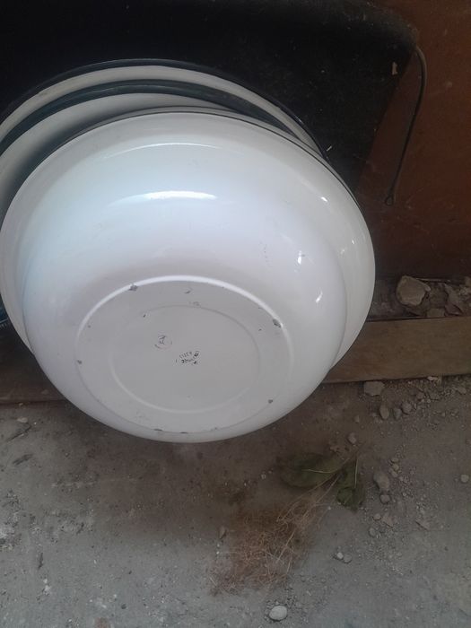 Продавам   тези  легени от соца