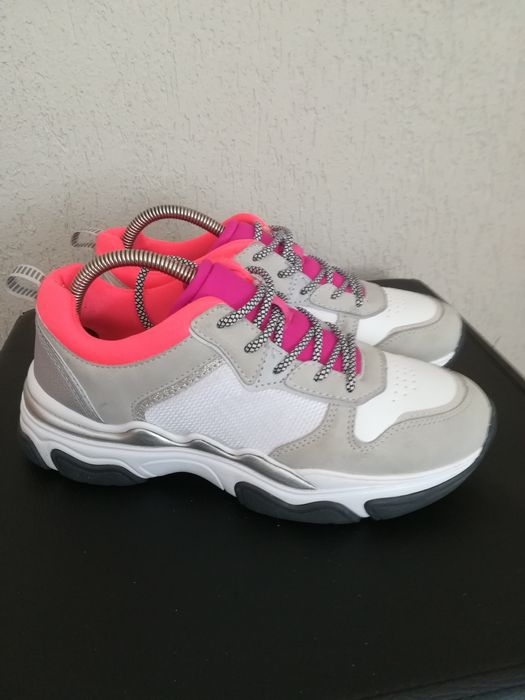 Adidași nr 40 dama Venice