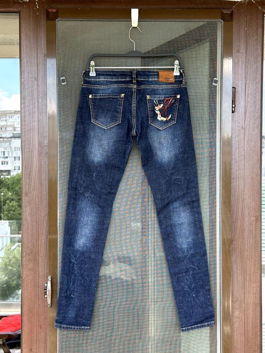 Дамски дънки DSQUARED2 - размер 28, Отлично състояние