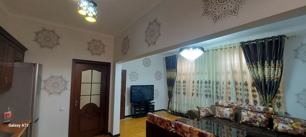 Продаётся 2х комнатная квартира центре города, ориентир  кинотеатр