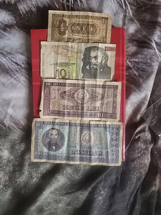 Banii bancnote  vechi