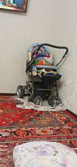 Каляска сотилади