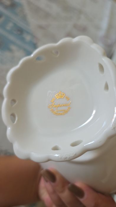 Продам вазы,фруктовница,конфетница