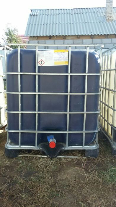 Инвентарь стройтельный . Емкость , бочки.