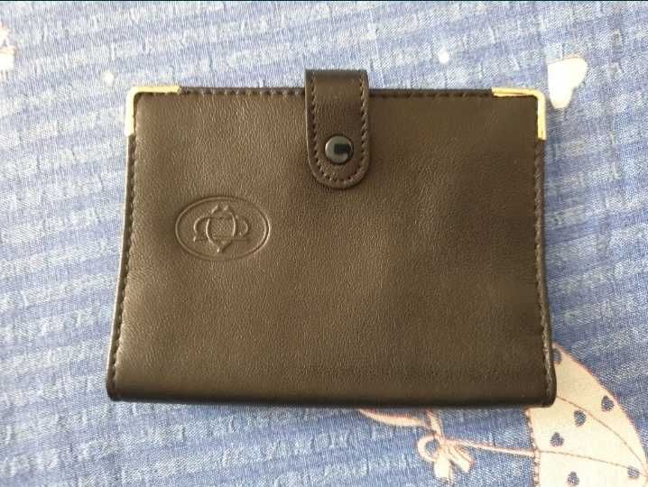 Portofele bărbătești