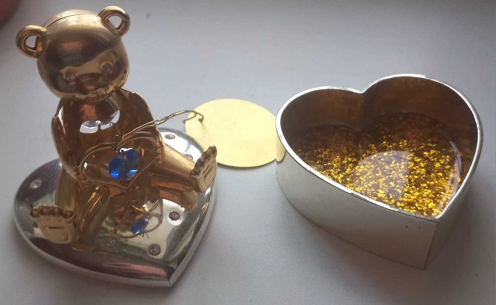 Статуэтка-шкатулка