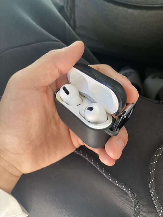 Air pods pro (оригинал)