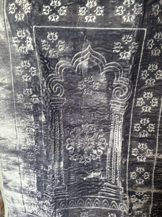 Продаю Жайнамаз новый