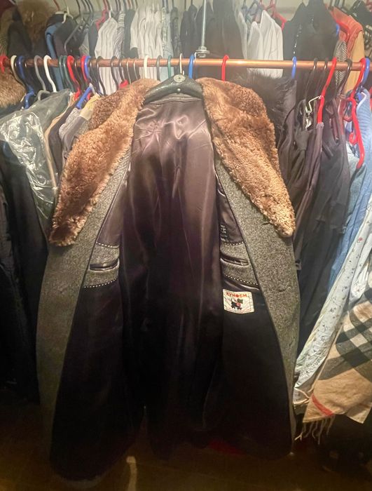 Superb Palton lână cu guler blăniță ied