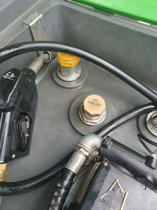 Rezervor mobil combustibil