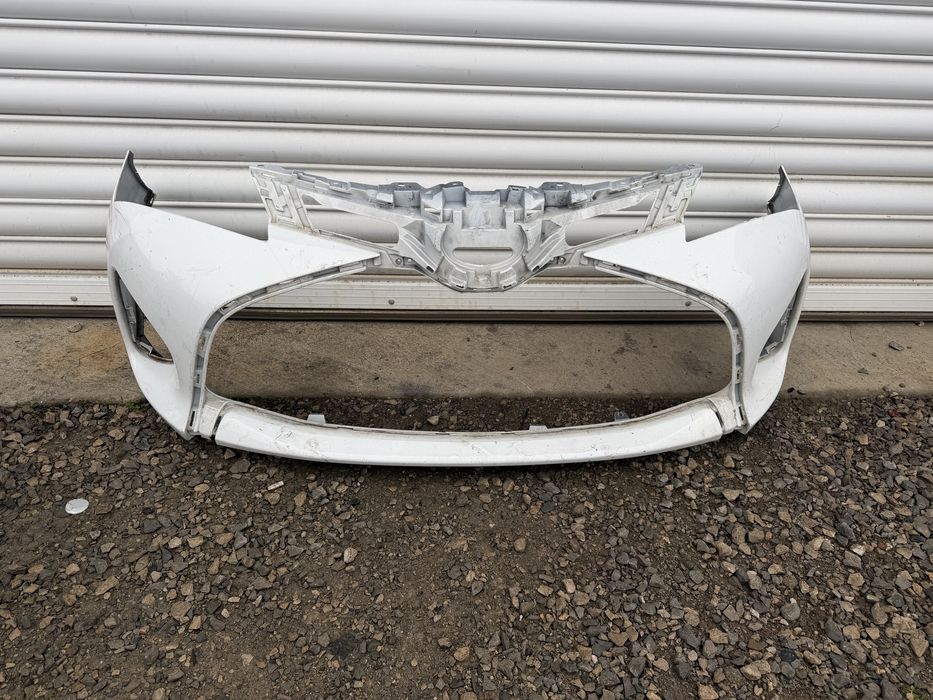Предна броня за Toyota Yaris (2014-2017)