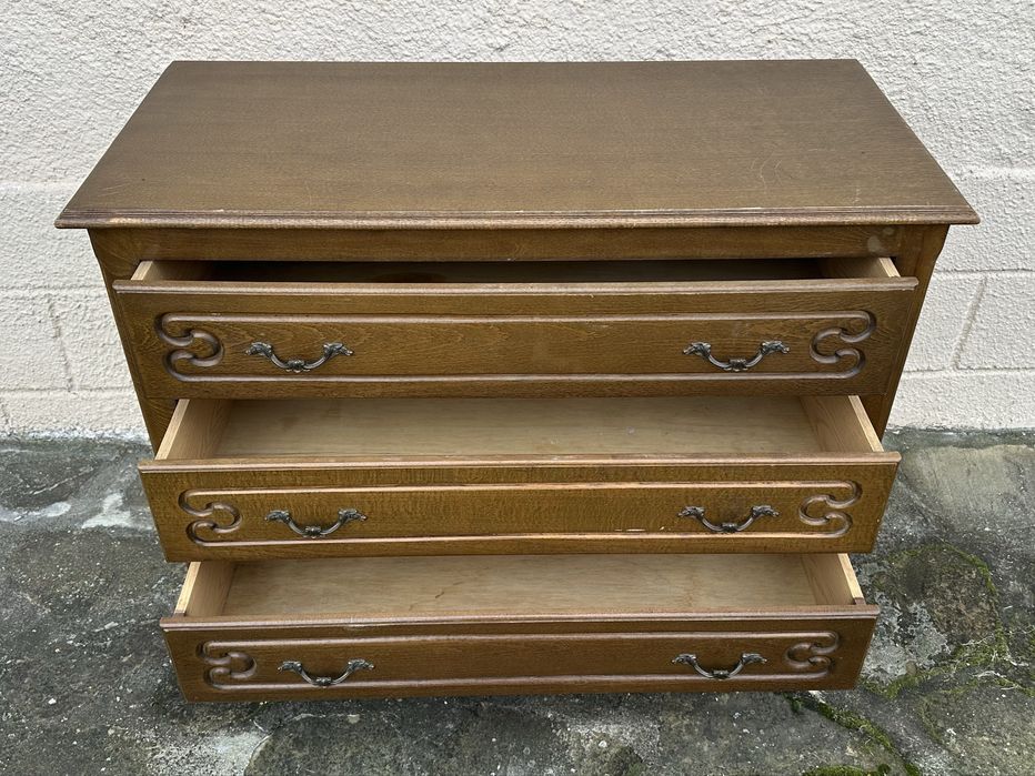 Винтидж скрин от дъб – френски стил Луи XV