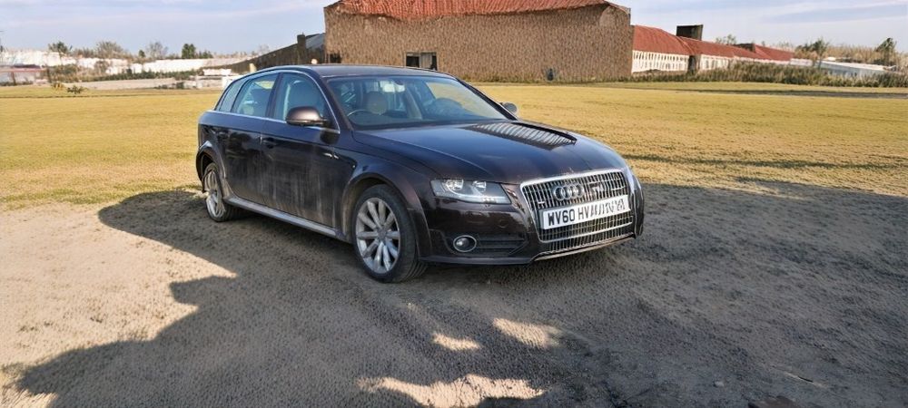 Dezmembrez audi A4 b8 allroad motor 2.0 CAH 170cp 4x4 cutie manuala portiera aripa oglinda bara spate hayon portbagaj interior piele grup volanta