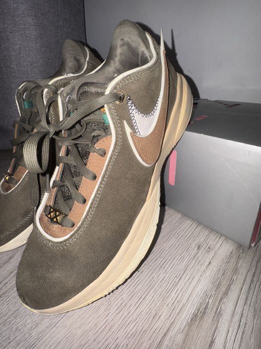 Lebron 20 Olive Green