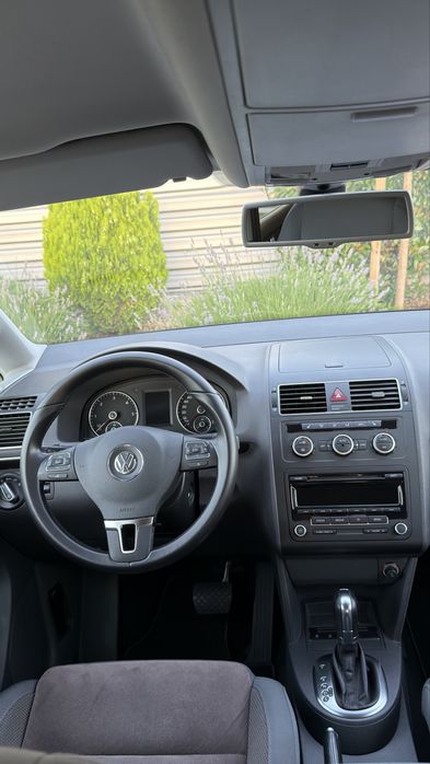 VW Touran Highline • 2.0 TDI • Automatic • 2013 • Euro5 • Germania