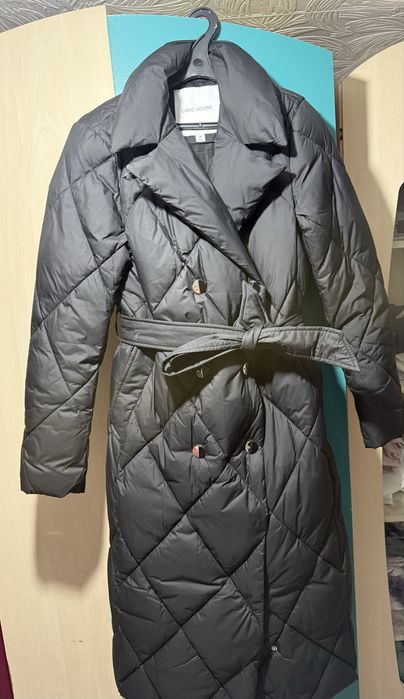 Продам пуховик новый!