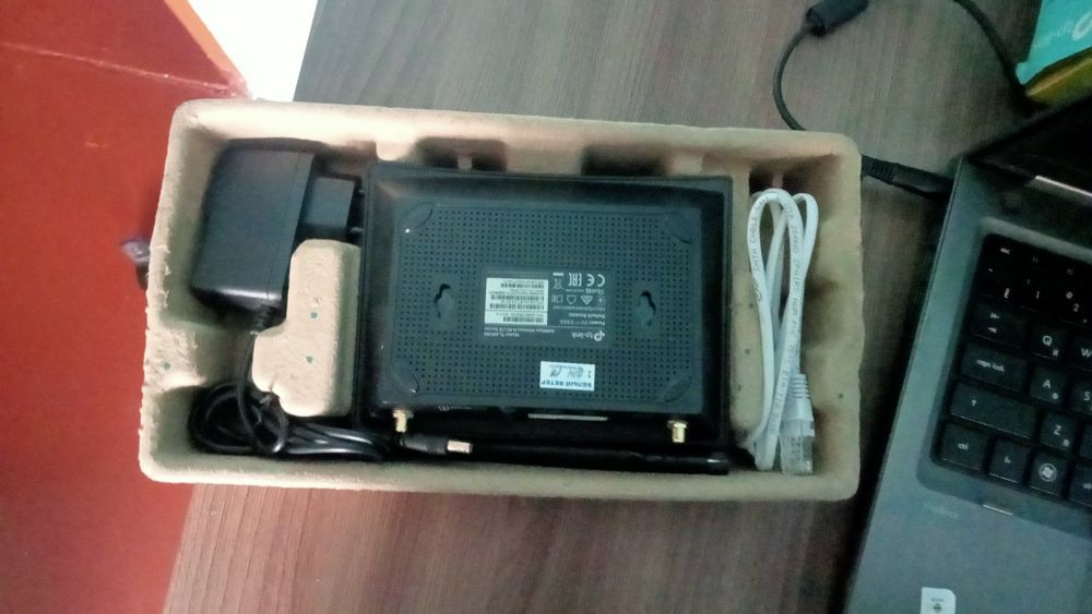 Роутер Tp–link TL MR100