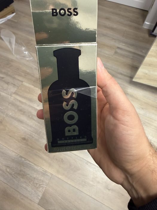 Продам парфюм Boss bottled absolu