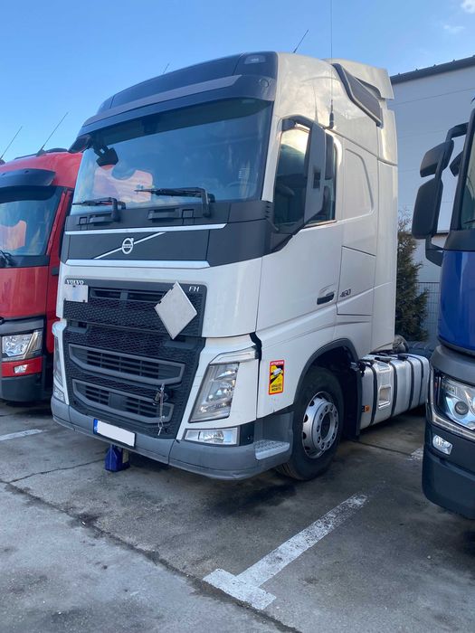 Dezmembrez Volvo: F12 FH12 FH16 FM Euro 3 4  5 6 - Piese din DEZMEMBRARI