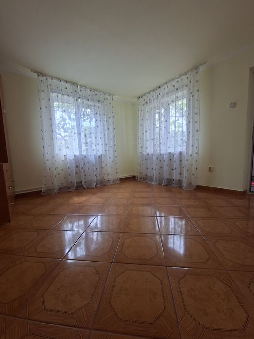 Casă 4 camere centrală gaz Teren  1000mp grătar in curte Gradistea llfov