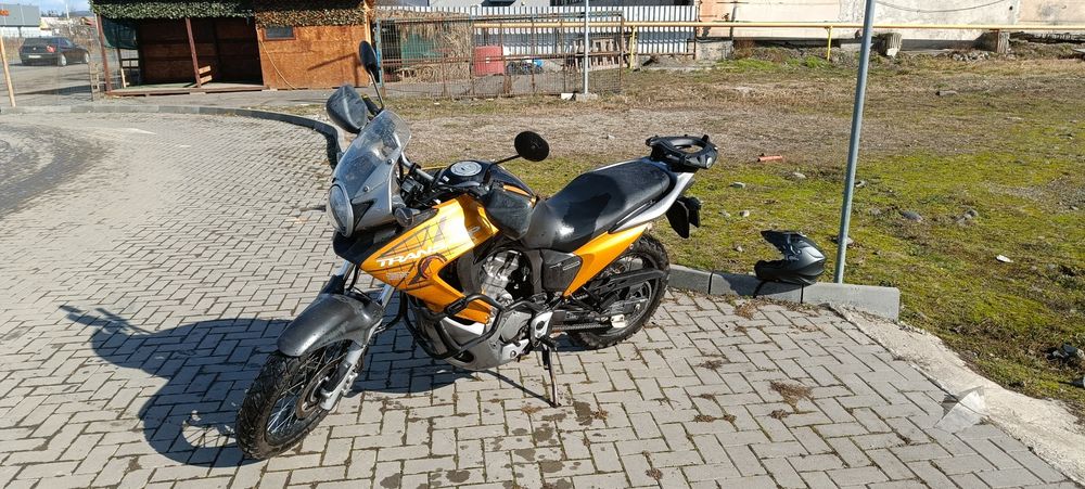 Honda Transalp XL 700