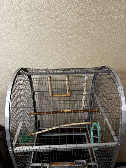 Клетка для попугаев