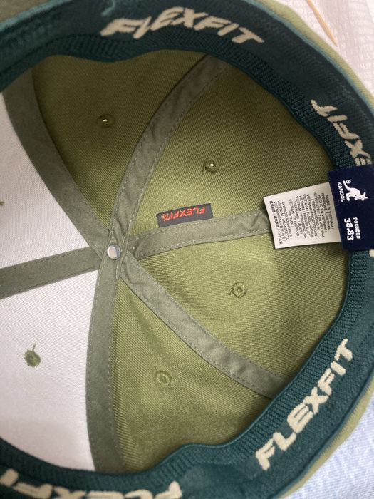 Продам бейсболку kangol