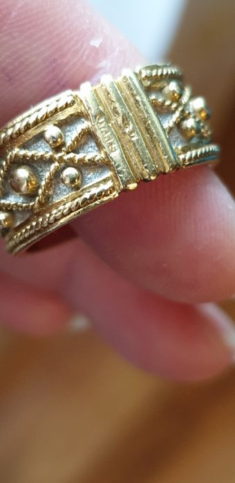 Inel aur 18kt cu diamante.