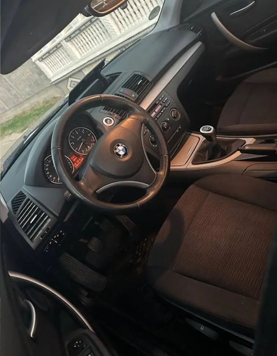 BMW seria 1 an 2008