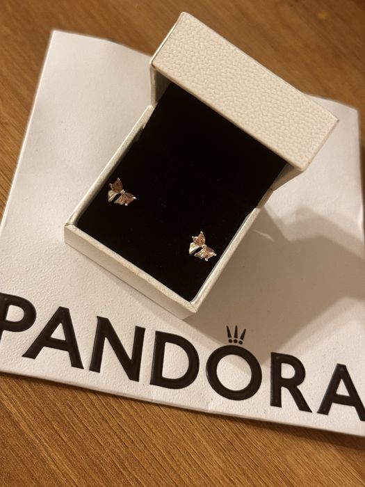 Pandora обеци Пандора