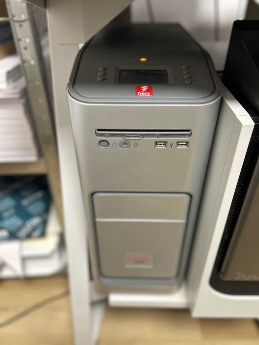 Дигитална машина Xerox 700 + Външен Fiery EX700 + РЕЗЕРВЕН Fiery + РЕЗЕРВНИ ЧАСТИ