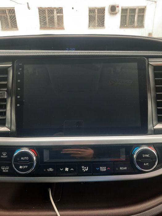 Магнитола Android Toyota highlander 3