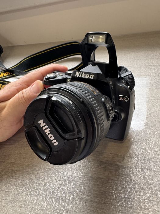 Фотоаппарат Nikon D40 б/у