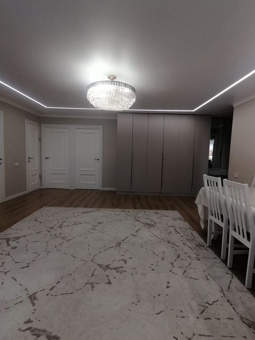 3 комн квартира в районе Школьник