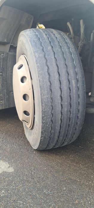 Шины б/у Giti 315/60 R22.5 рулевые