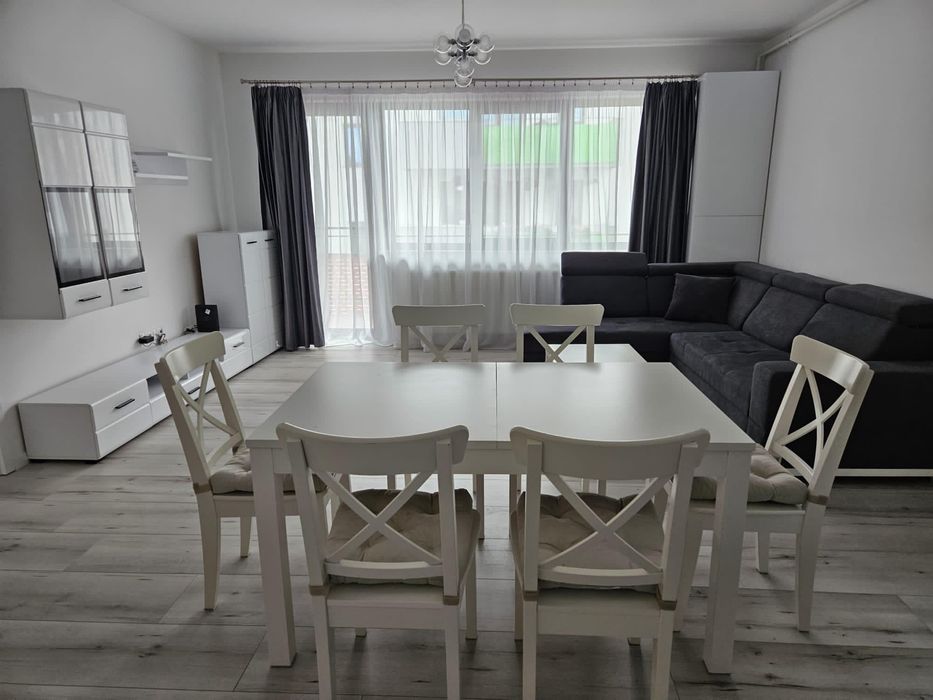 Vand apartament cu 2 camere Floresti Sub Cetate