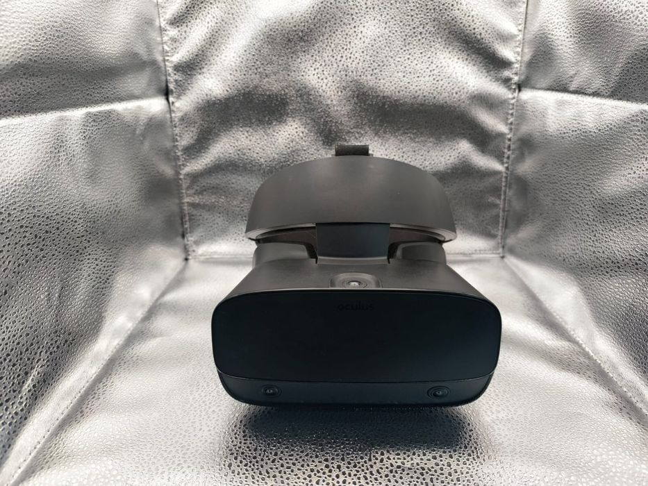 Oculus Rift 3 + контроллеры + DisplayPort кабель