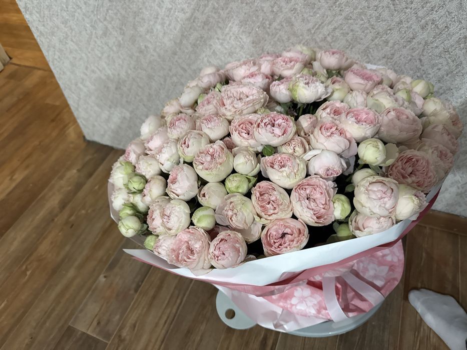 Цветы.