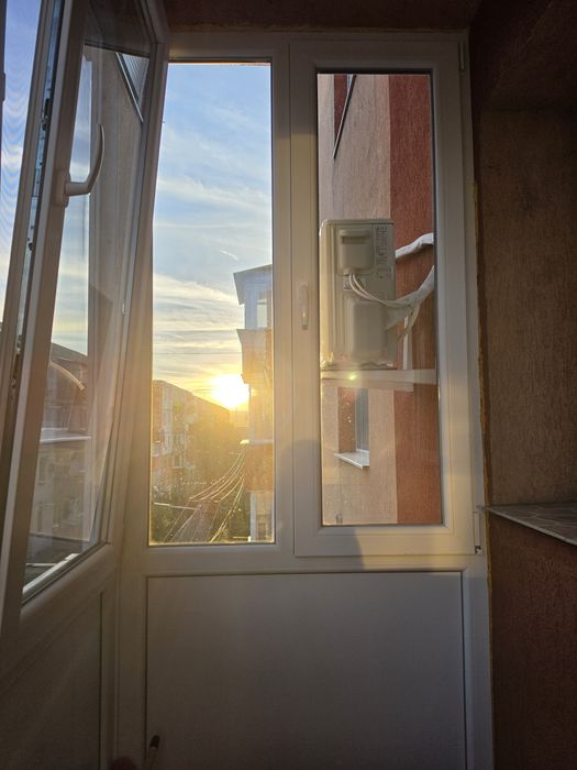 Vând apartament cu 3 camere