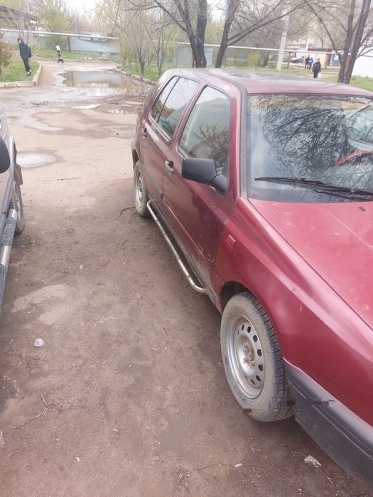 Продам Гольф 3 1.8 обем