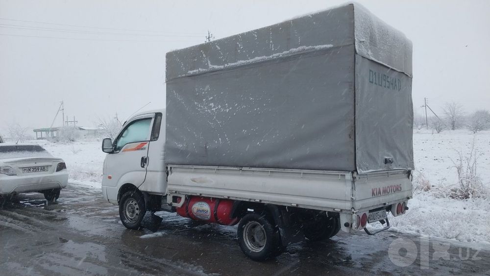 Kia bongo 2009 сотилади