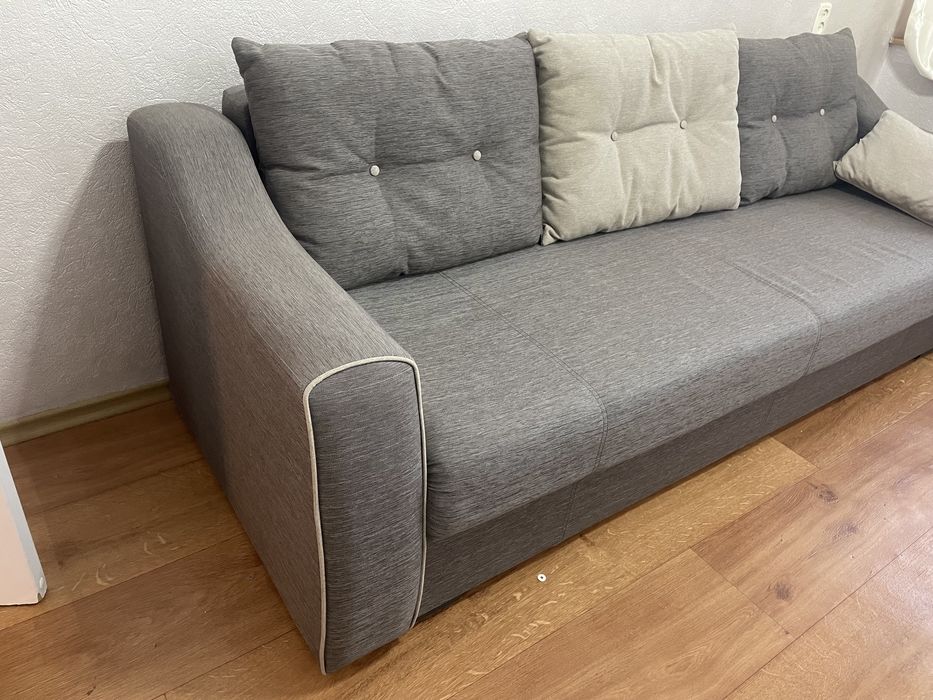 Диван, кровать продам