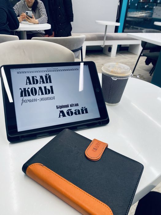 iPad 9 10.2” — отличное состояние, обмен есть
