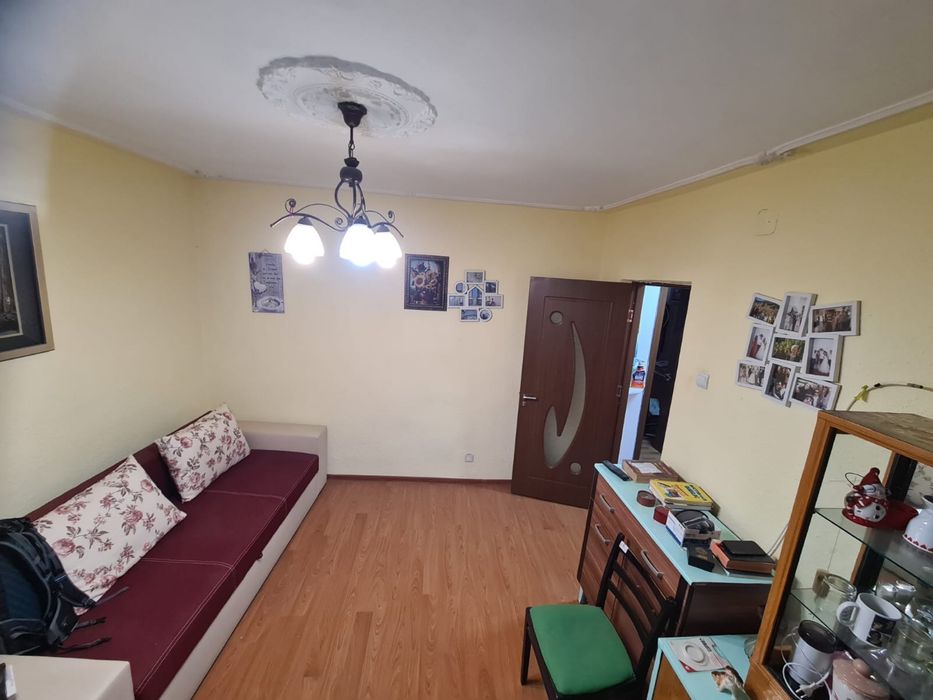 Apartament 3 camere, etaj 2 – Str. Constructorului, Focșani